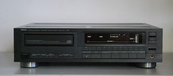 Click for more pictures! Yamaha CDX-1110 Audiophile CD Player