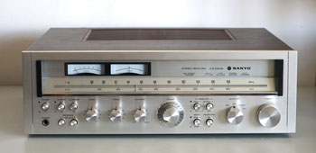Click for more pictures! Sanyo JCX-2400K Vintage Receiver