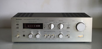 Click for more pictures! Technics SU-V4 Vintage Audiophile Amplifier