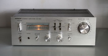 Click for more pictures! Hitachi HA-330 Vintage Audiophile Amplifier