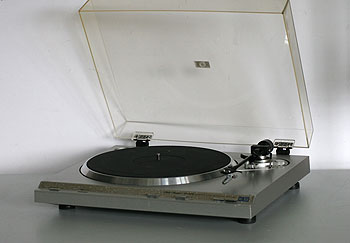 Fisher MT-650 Direct Drive Turntable