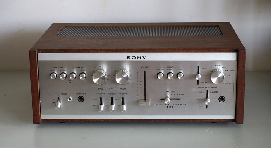 Sony SA-1140 Vintage Audiophile Amplifier picture 1