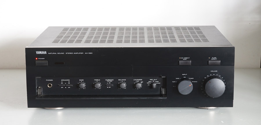 Yamaha AX-590 Audiophile Amplifier picture 1