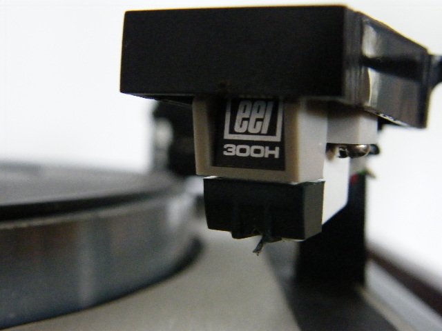BSR McDonald HT70 3 speed turntable picture 10