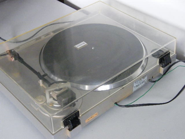 Hitachi HT40S Direct Drive Turntable picture 8