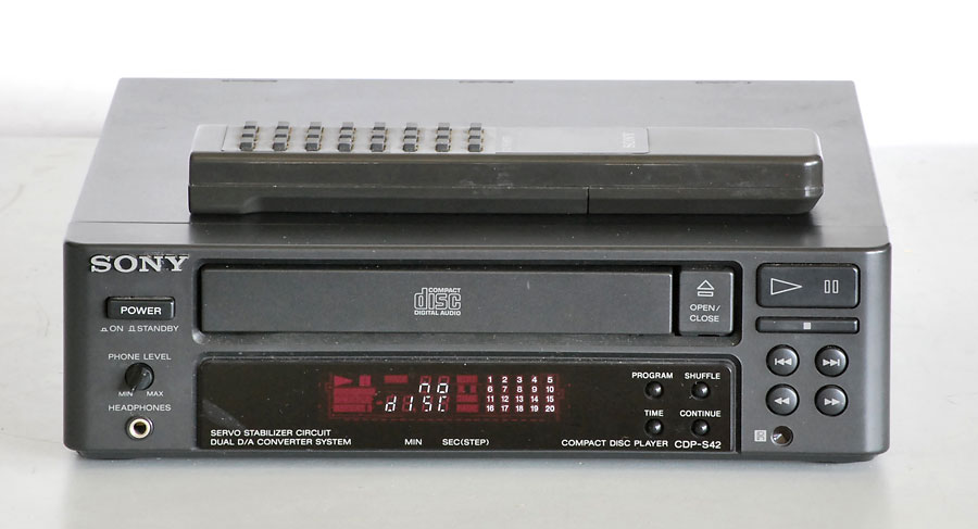Sony CDP-S42 Mini CD Player picture 1
