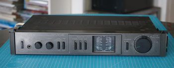 Akai AM-U01 Vintage Amplifier