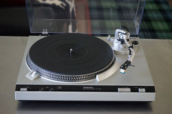 Technics SL-3300 Direct Drive Turntable