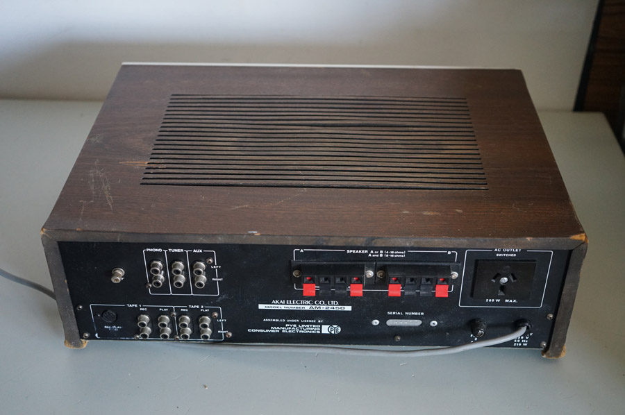 Akai AM-2450 Vintage Audiophile Amplifier picture 2