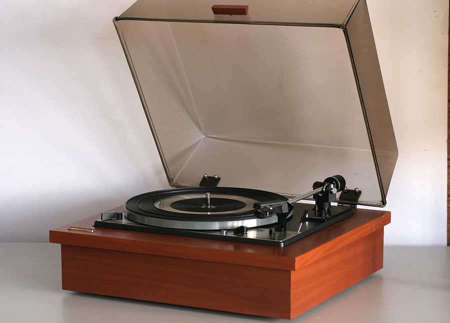 Dual 1216 3 Speed Turntable For Sale